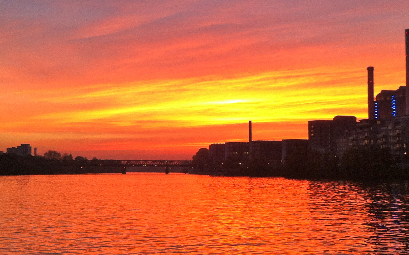 Sonnenuntergang am Main