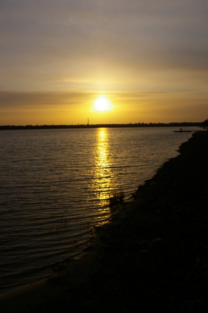 Sonnenuntergang am Markkleeberger See