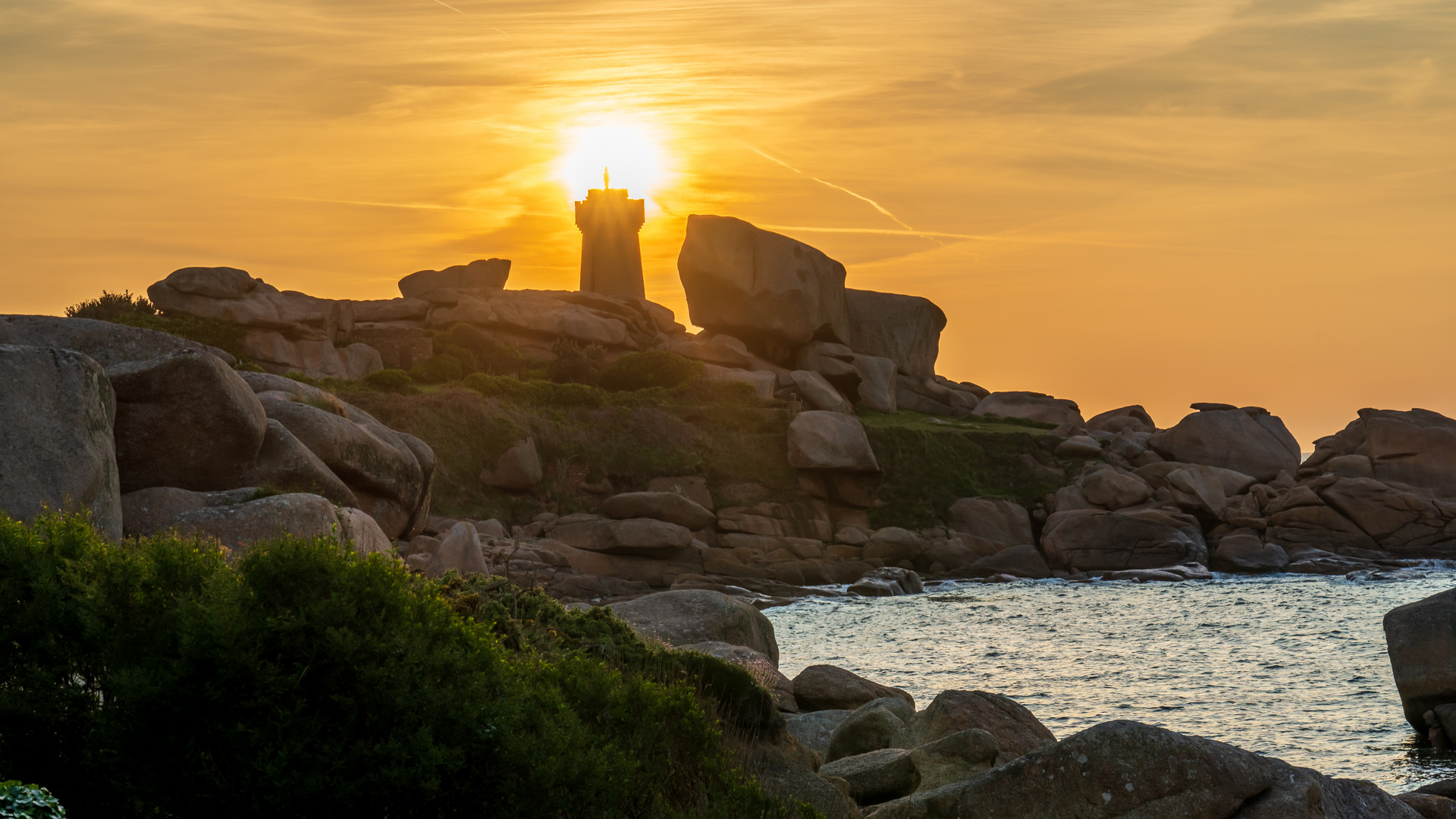 Sonnenuntergang am Men Ruz