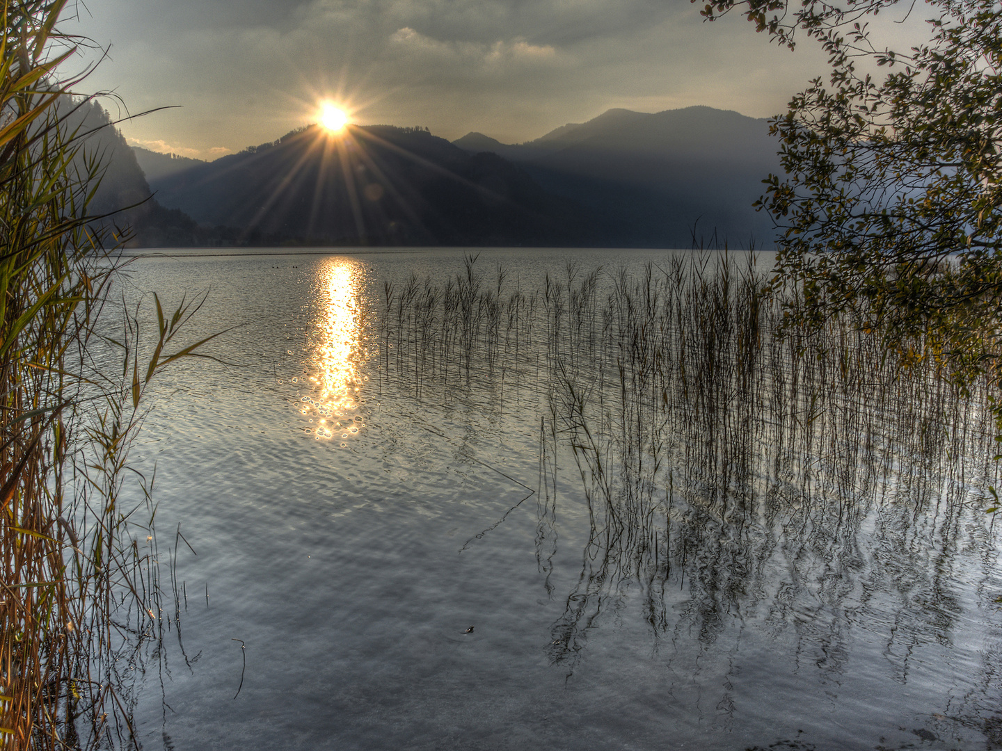 Sonnenuntergang am Mondsee