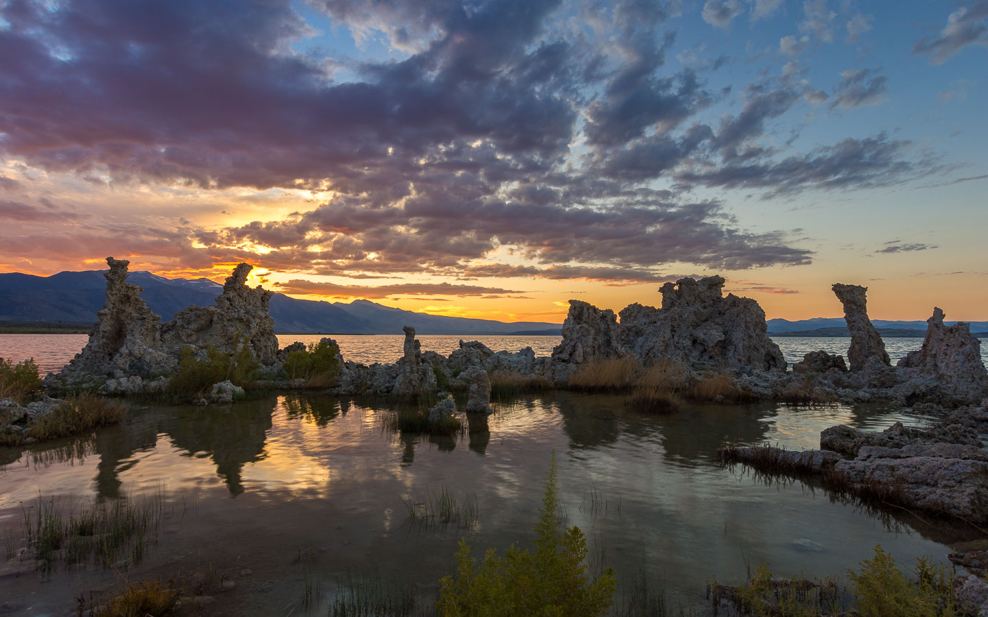 Sonnenuntergang am Mono Lake