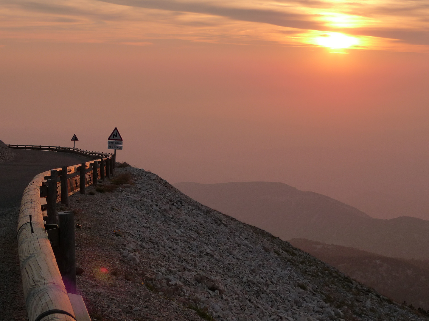 Sonnenuntergang am Mont Ventoux