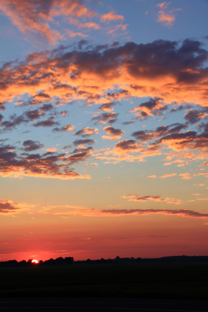 Sonnenuntergang am NOK 1