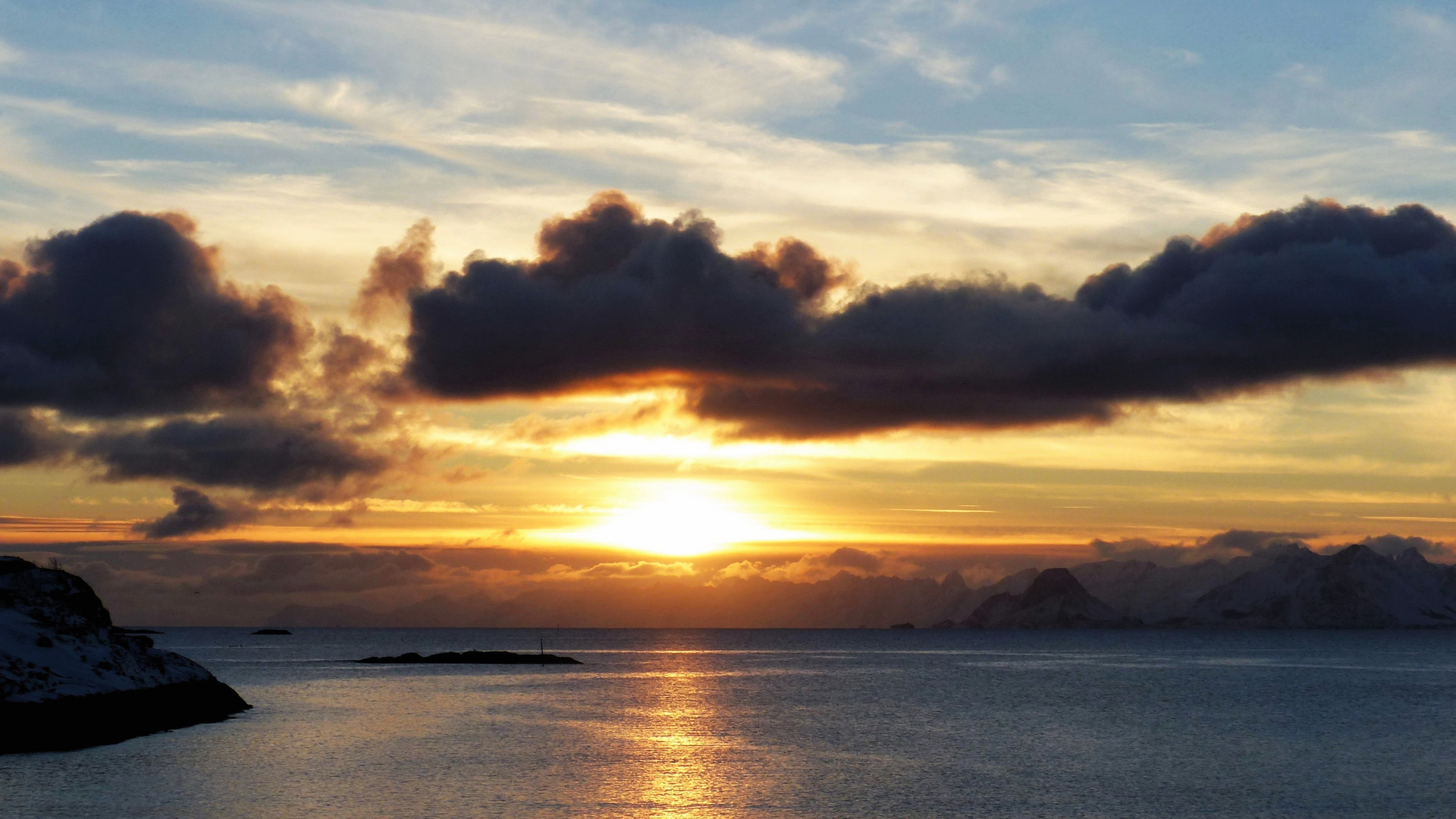 Sonnenuntergang am Nordmeer