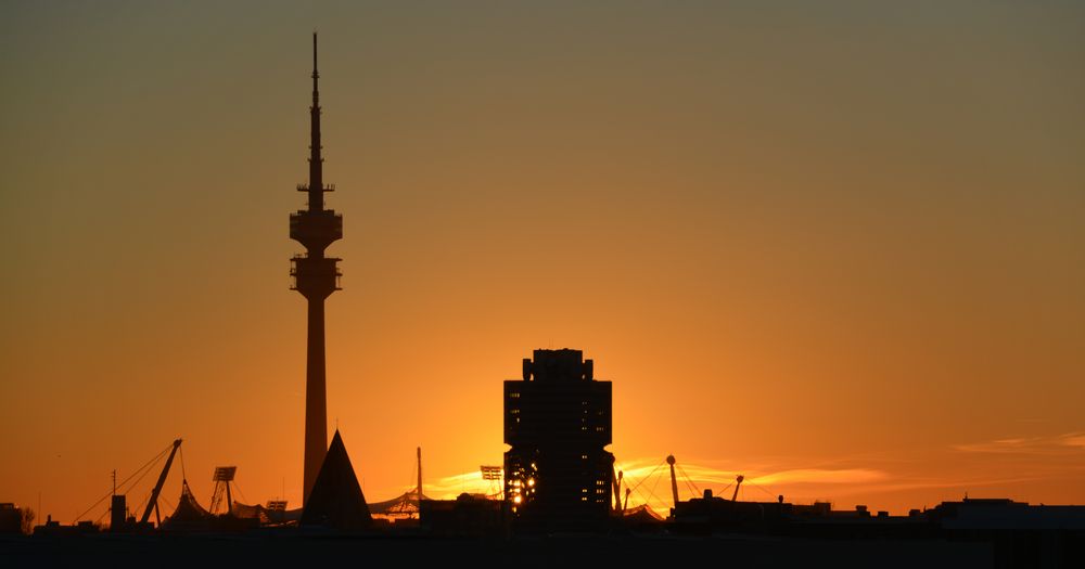 Sonnenuntergang am Olympiapark - tramonto a Monaco