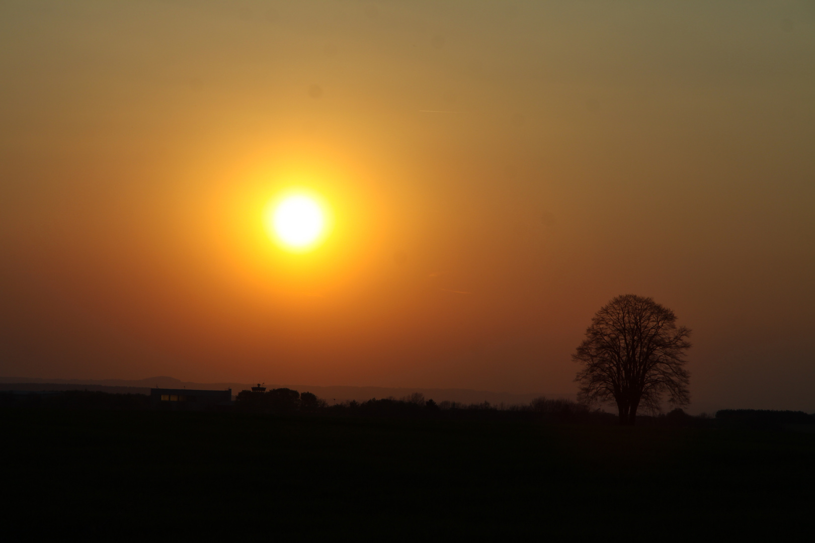 Sonnenuntergang am Oschenberg ( Bayreuth )