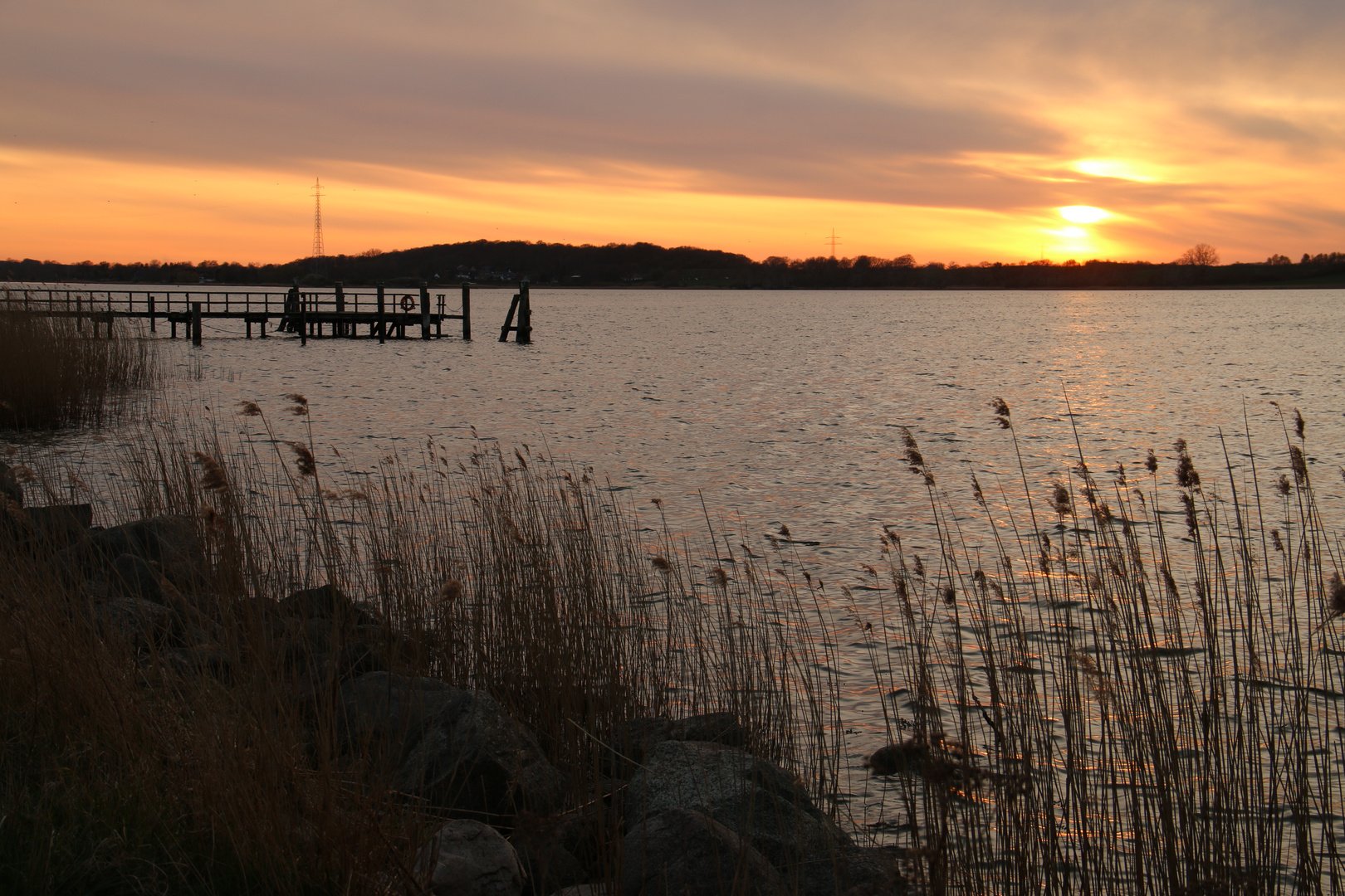 Sonnenuntergang am Ostseefjord Schlei. 