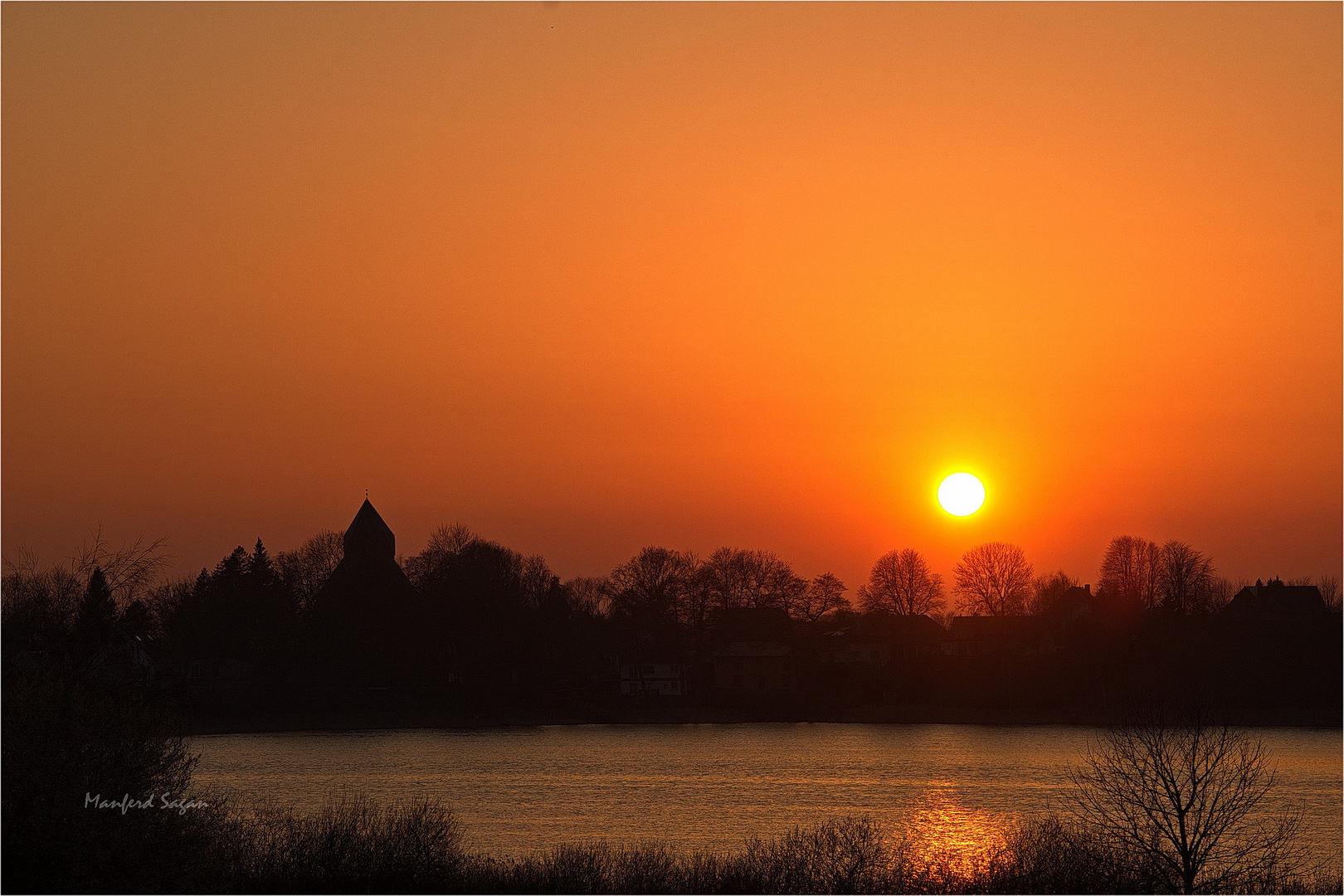 Sonnenuntergang am Pütter See...