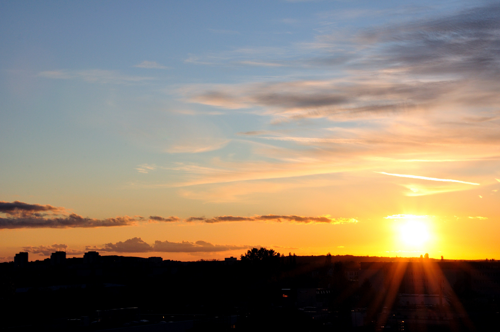 Sonnenuntergang am Rand von Berlin II