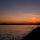 Sonnenuntergang am Rhein (02/2019)