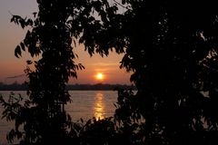 Sonnenuntergang am Rhein