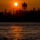 Sonnenuntergang am Rhein 2