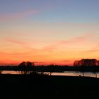 Sonnenuntergang am Rhein 2