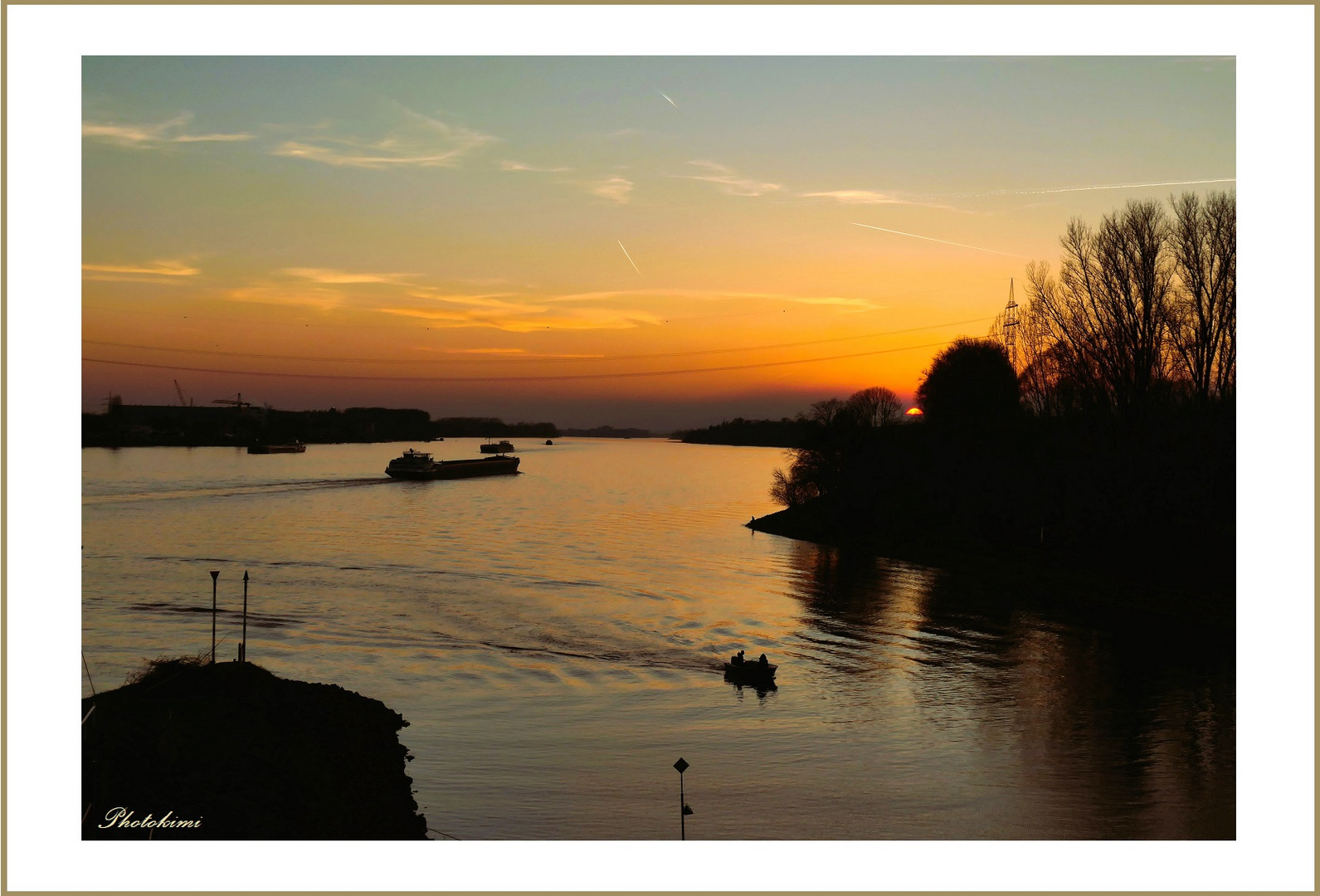 Sonnenuntergang am Rhein 21.4.2023