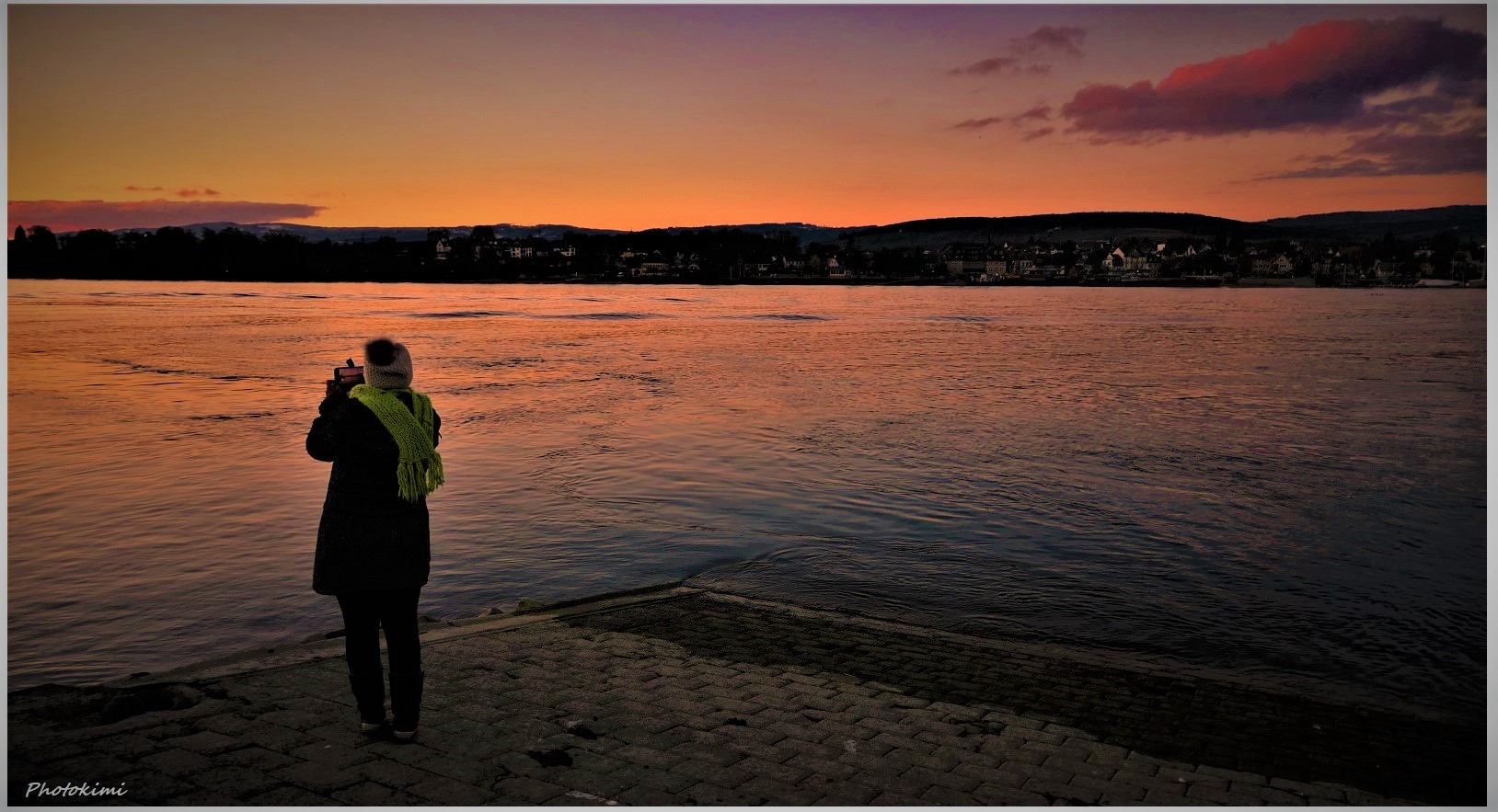 Sonnenuntergang am Rhein