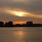 Sonnenuntergang am Rhein