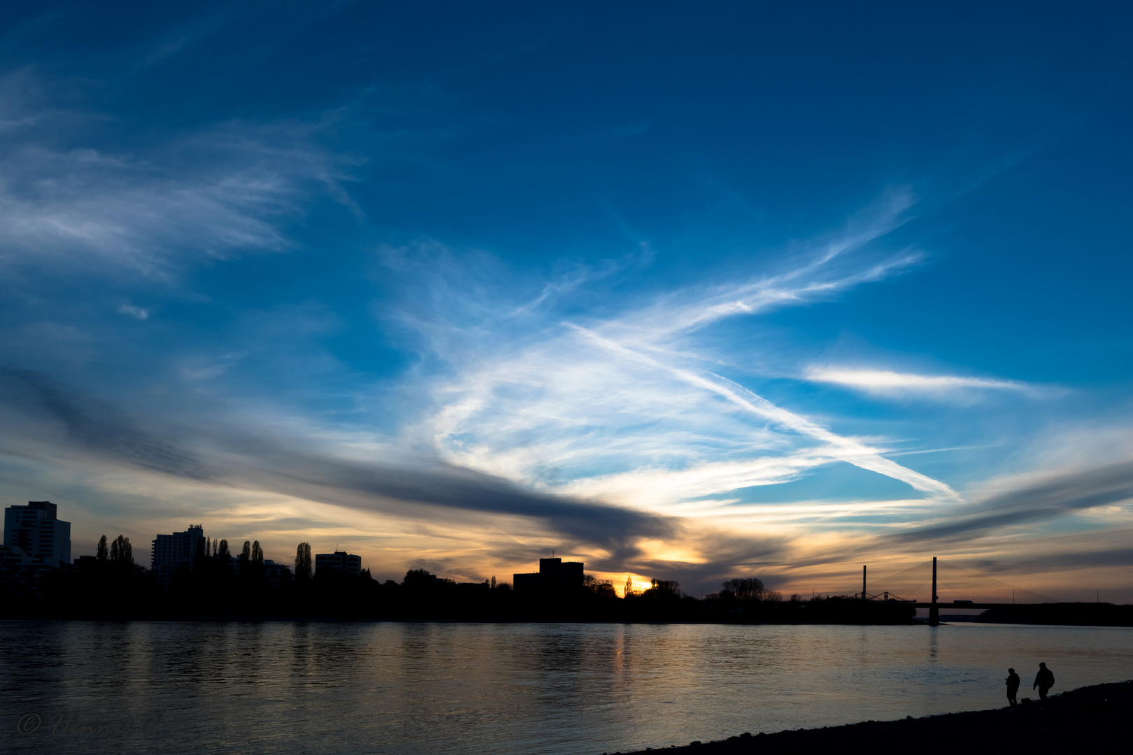 Sonnenuntergang am Rhein