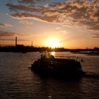 Sonnenuntergang am Rhein