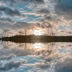 Sonnenuntergang am Rhein 