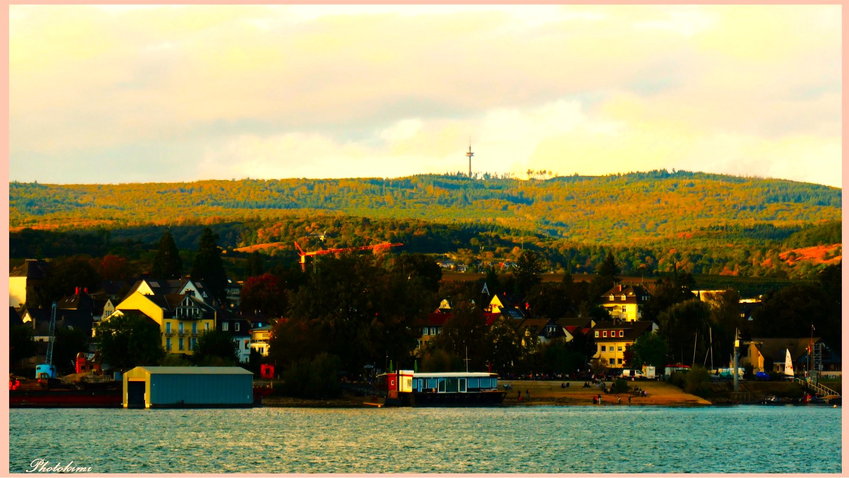 Sonnenuntergang am Rhein 