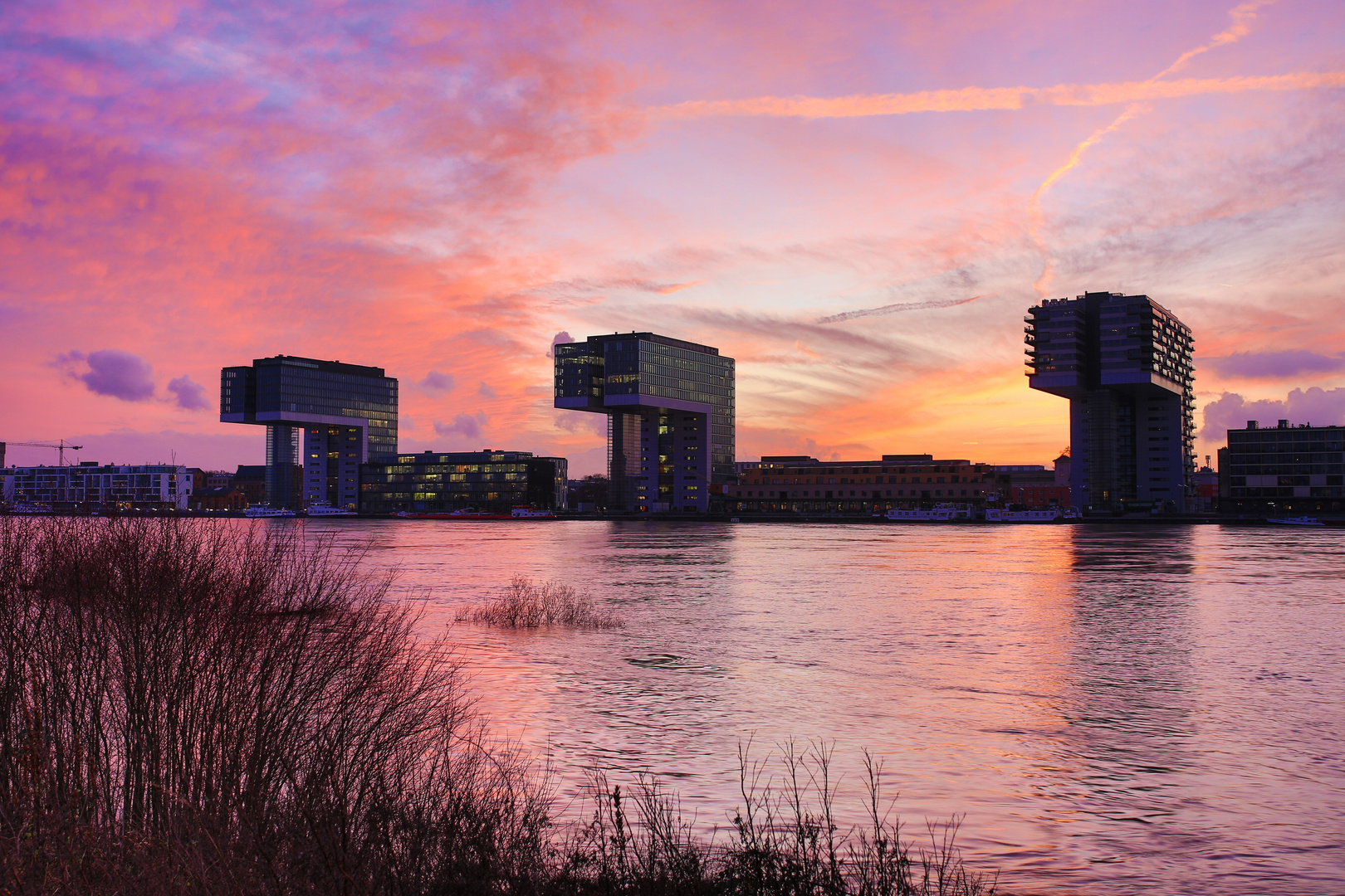 Sonnenuntergang am Rhein