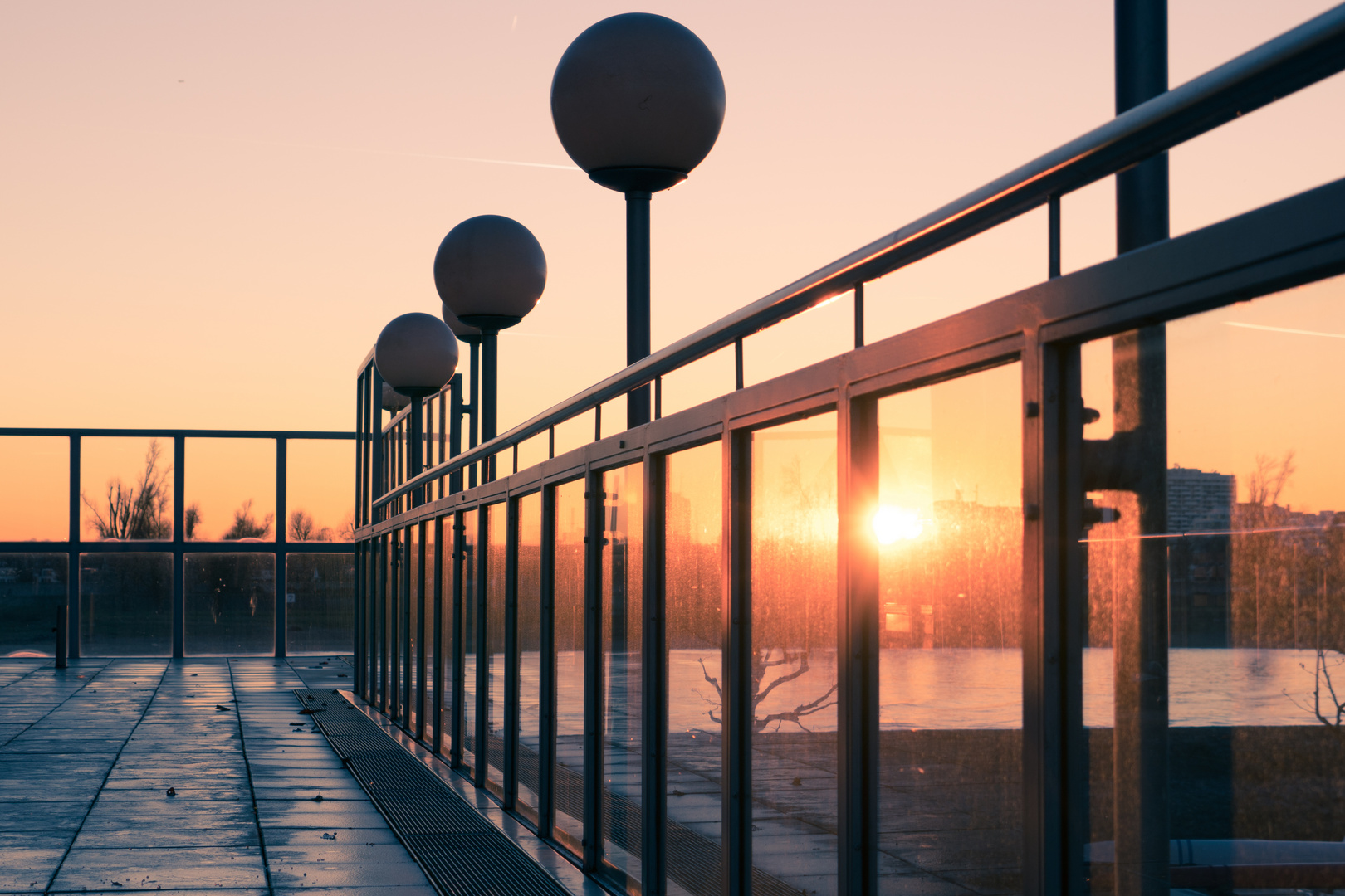 Sonnenuntergang am Rhein