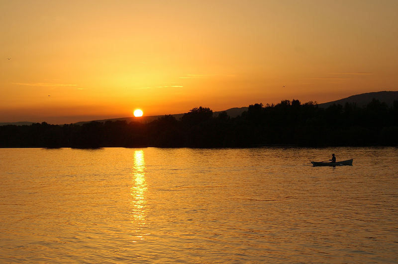 Sonnenuntergang am Rhein bei Eltville