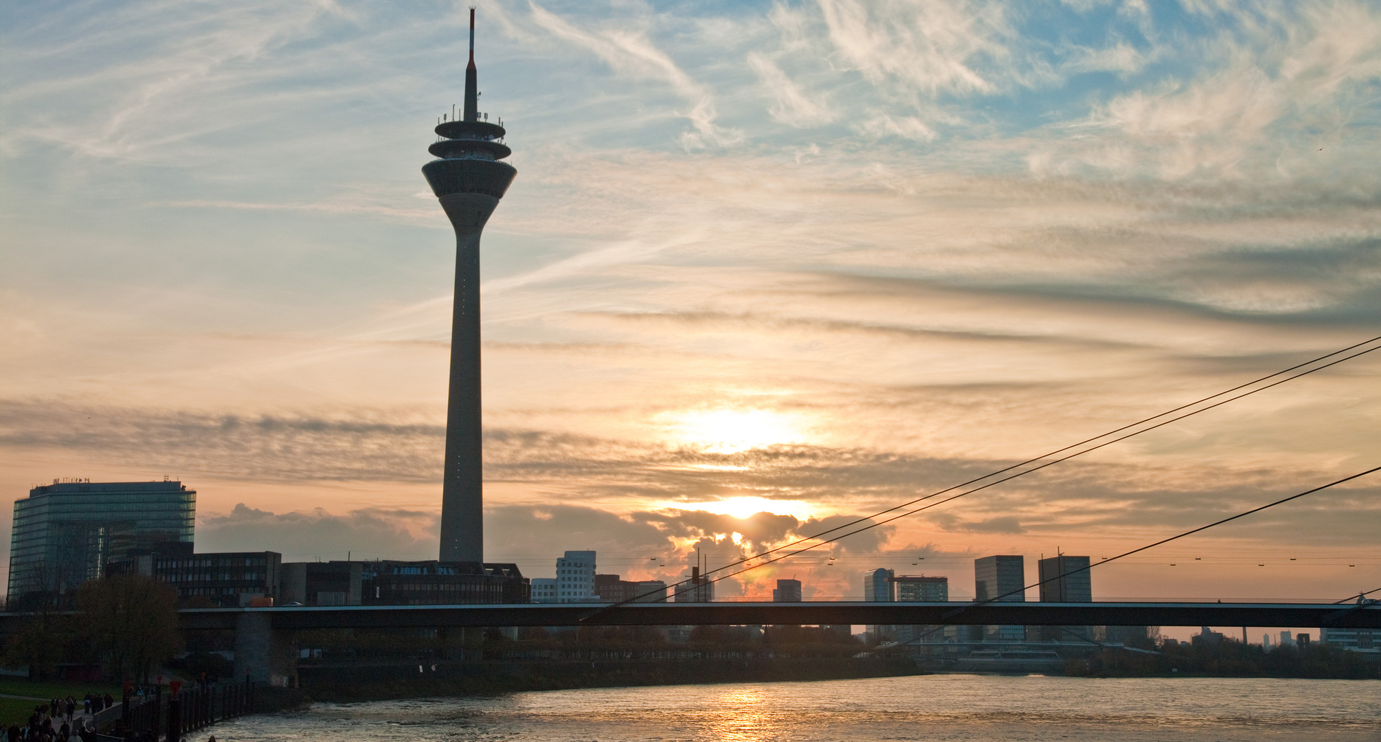 Sonnenuntergang am Rhein