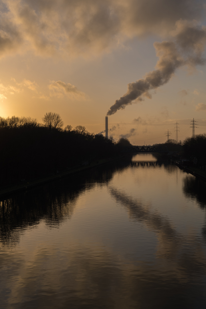 Sonnenuntergang am Rhein-Herne-Kanal