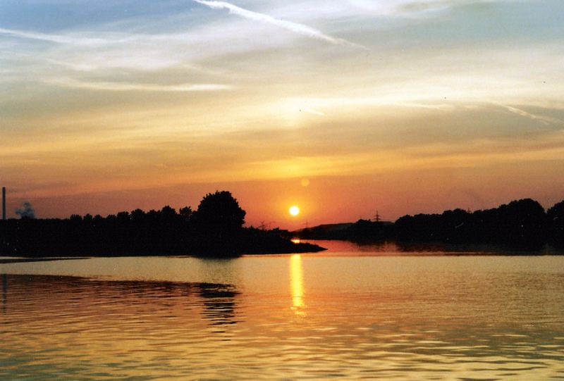 Sonnenuntergang am Rhein - Hernekanal