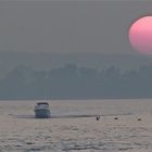 Sonnenuntergang am Rhein in Wesel