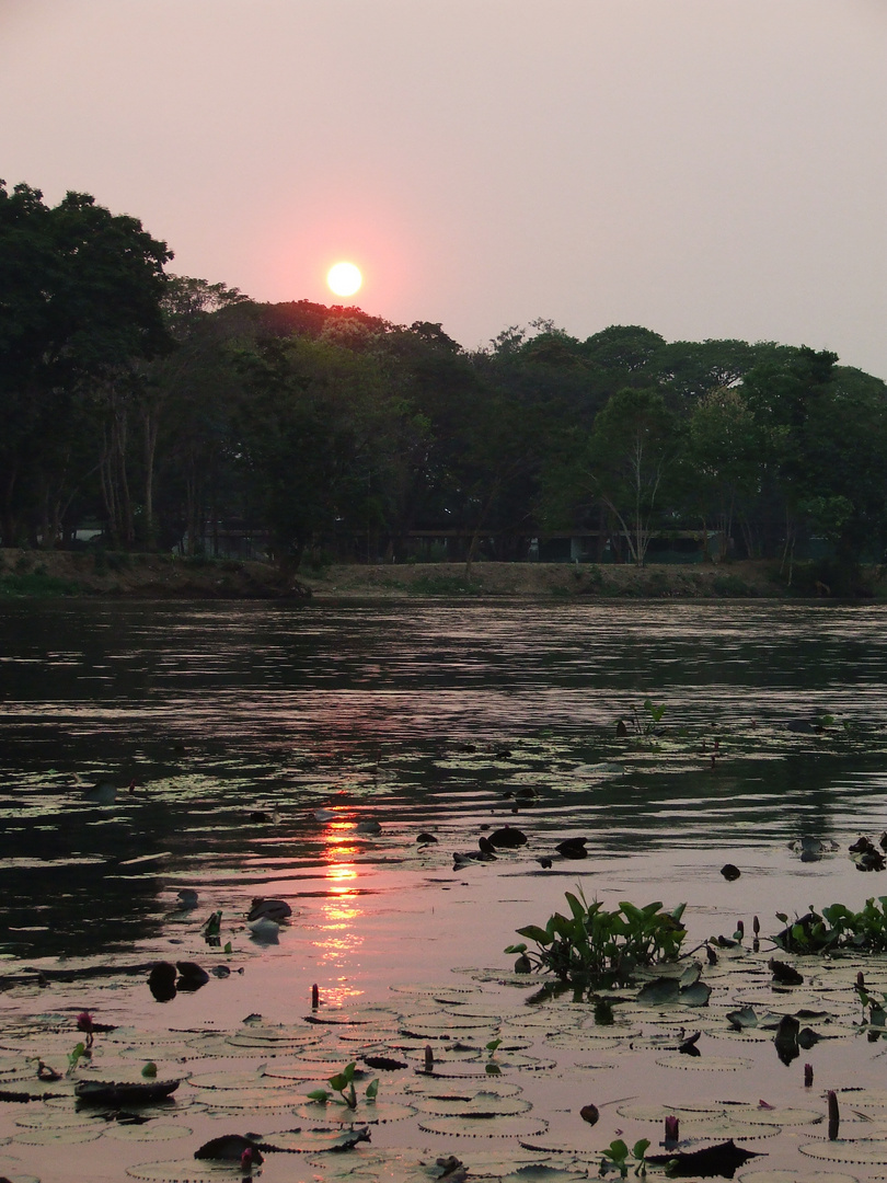 Sonnenuntergang am River Kwai