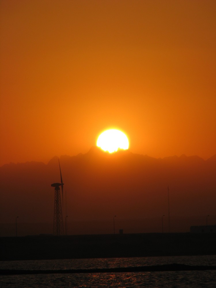 Sonnenuntergang am roten Meer