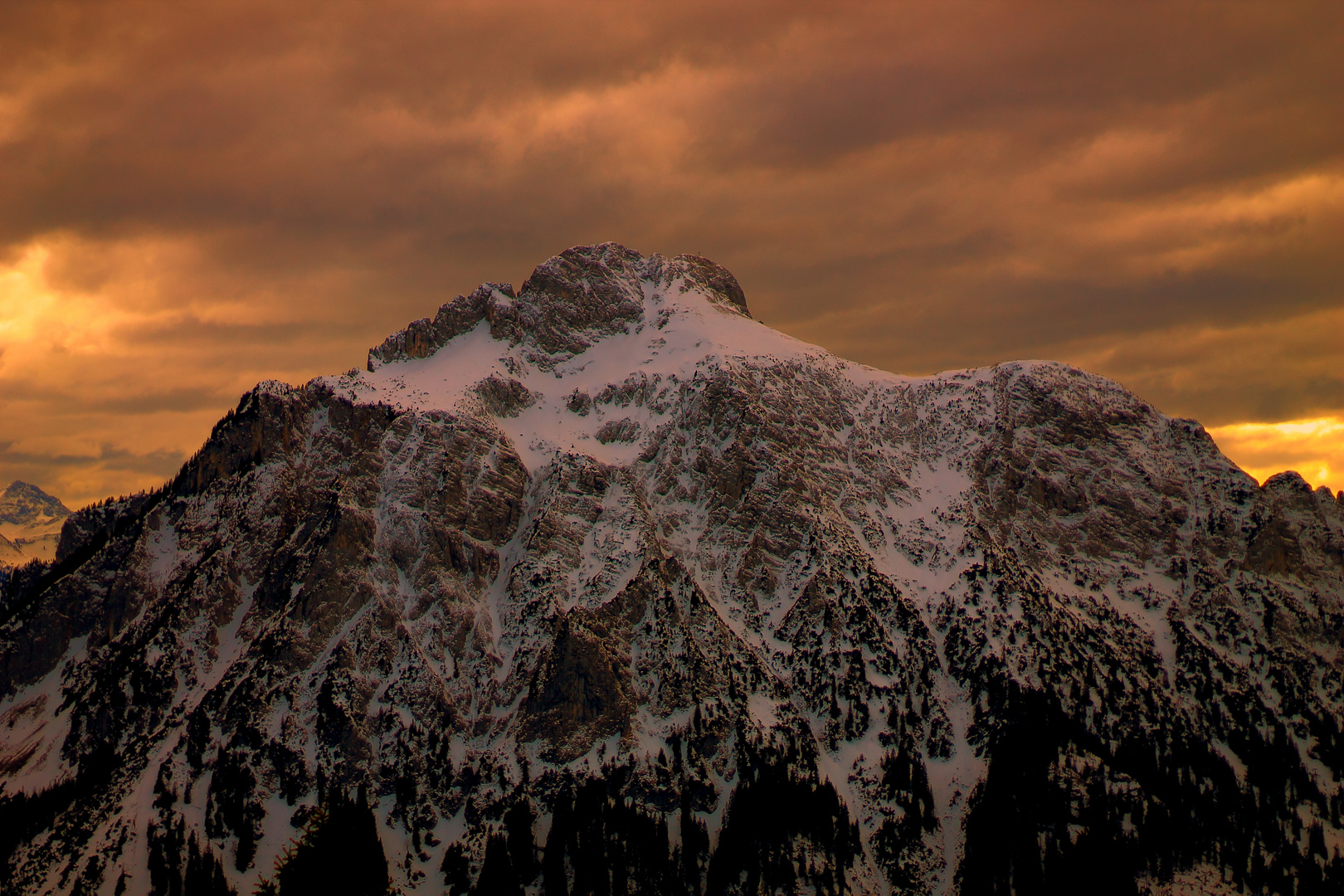 Sonnenuntergang am Säuling im Allgäu