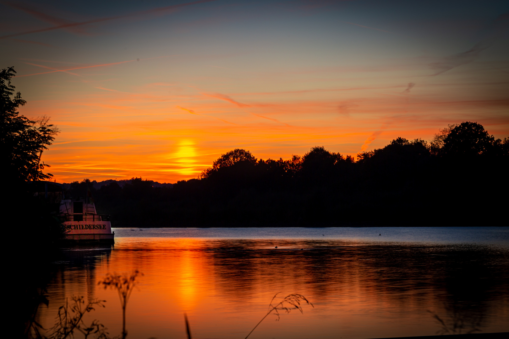 Sonnenuntergang am Schiedersee