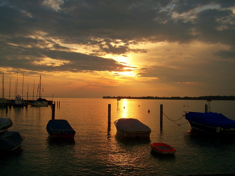 Sonnenuntergang am schönen Bodensee