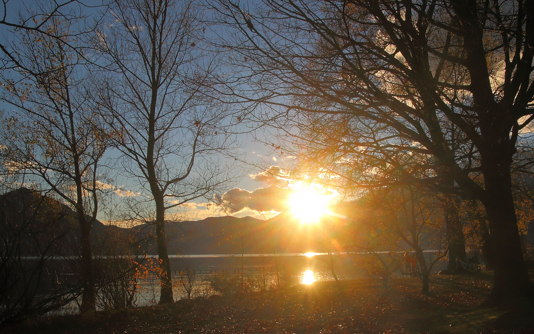 Sonnenuntergang  am See