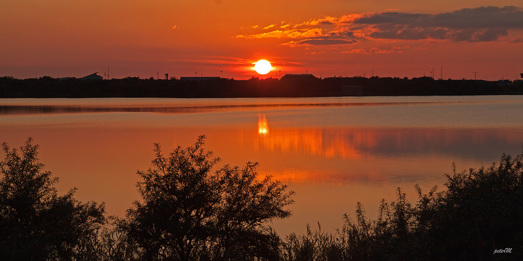 Sonnenuntergang am See Foto & Bild | sonnenuntergänge, himmel