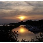 Sonnenuntergang am Segelhafen