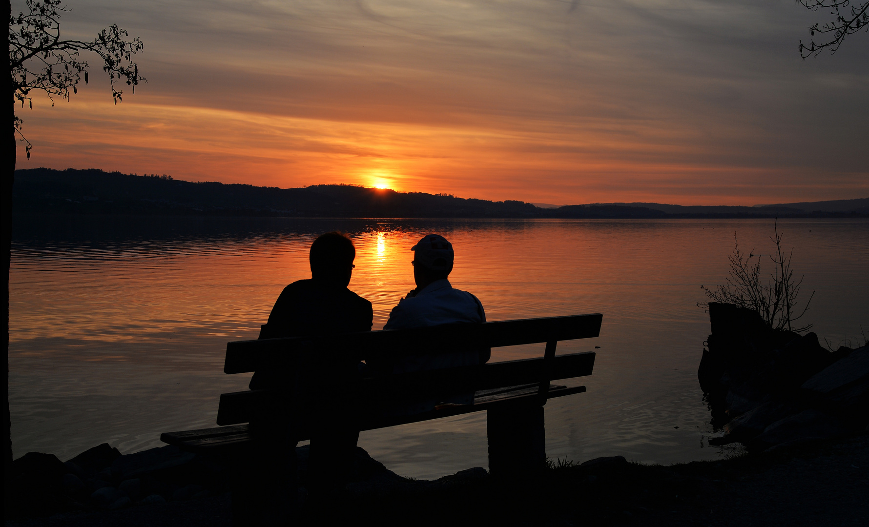 [ Sonnenuntergang am Sempachersee ]