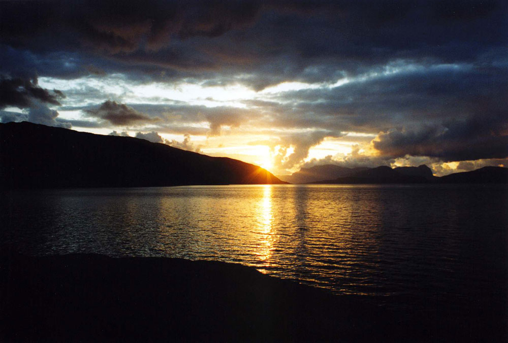 Sonnenuntergang am Sognefjord