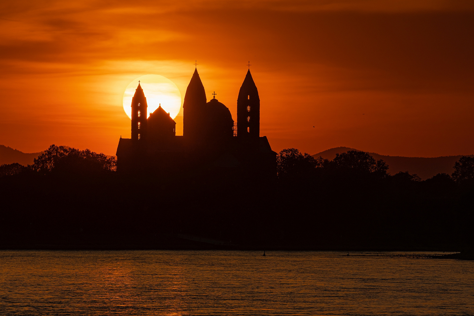 Sonnenuntergang am Speyerer Dom