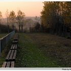 Sonnenuntergang am Sportplatz (puesta del sol en el campo de deportes)