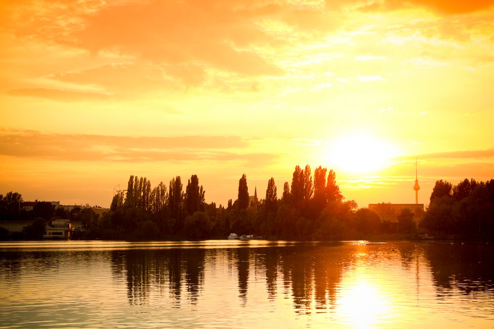 Sonnenuntergang am Spreeufer