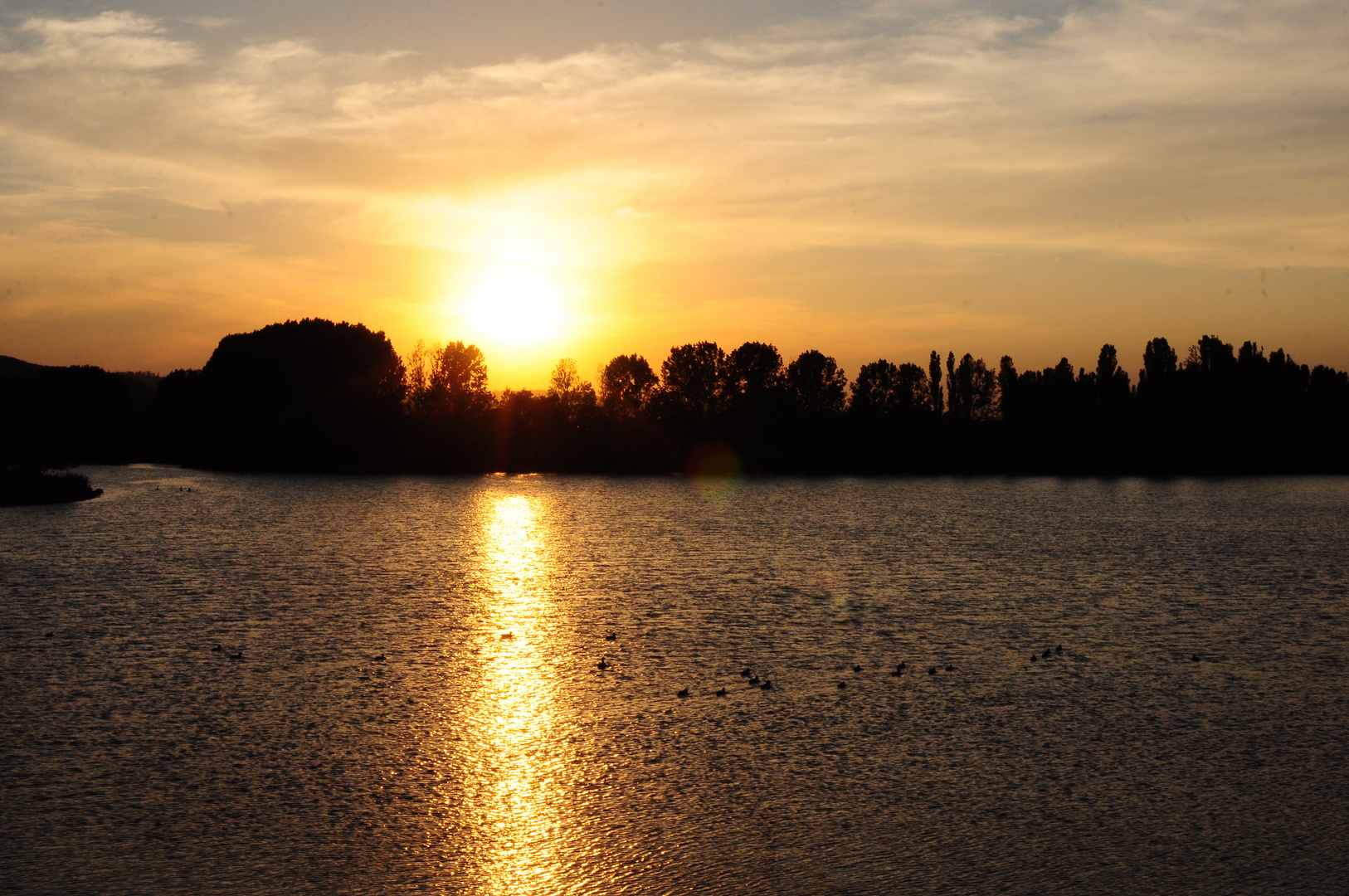 Sonnenuntergang am Stausee 