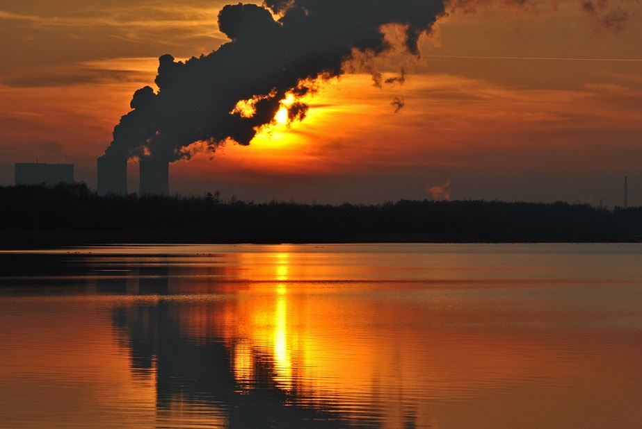 Sonnenuntergang am Störmthaler See