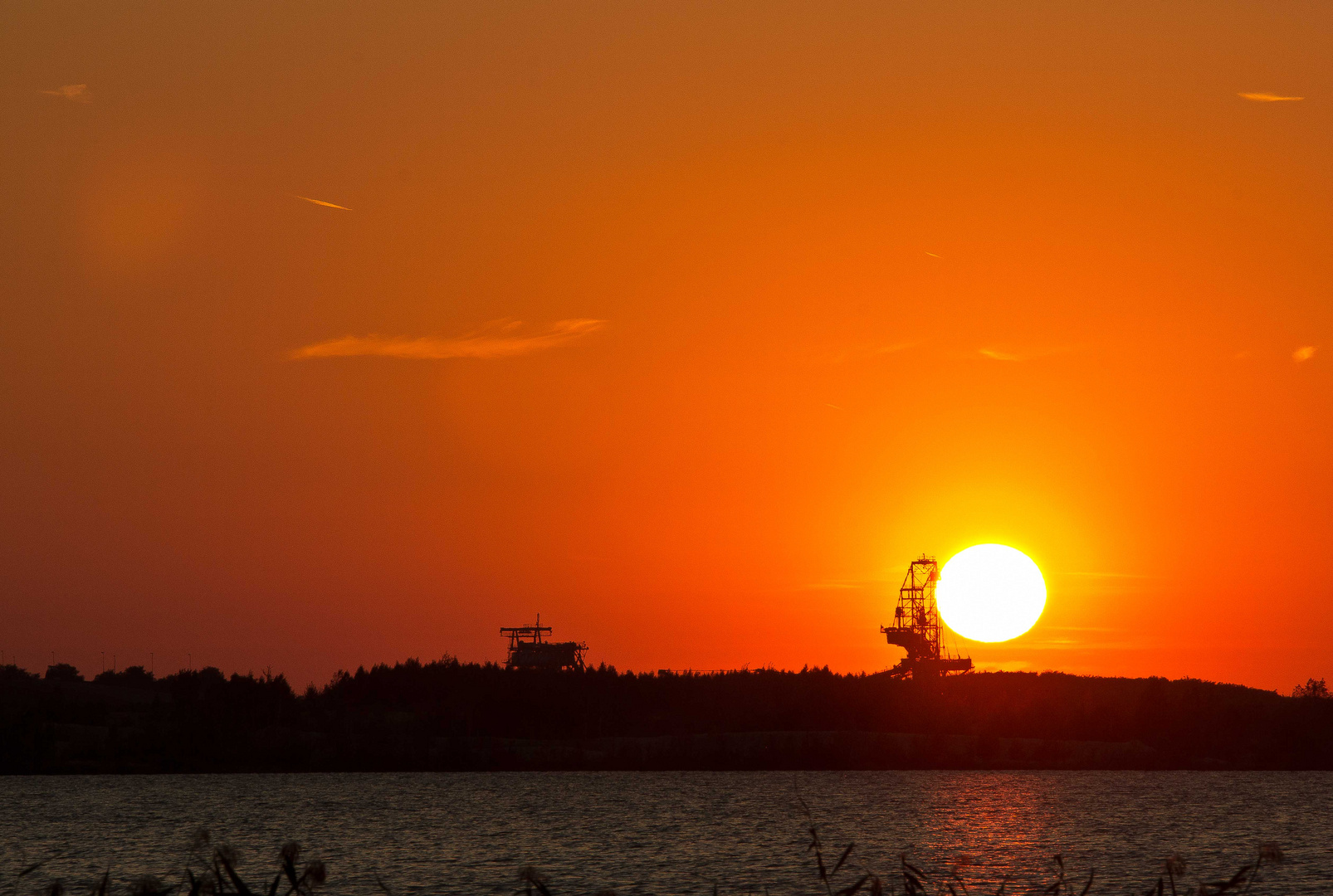 Sonnenuntergang am Störmthaler See