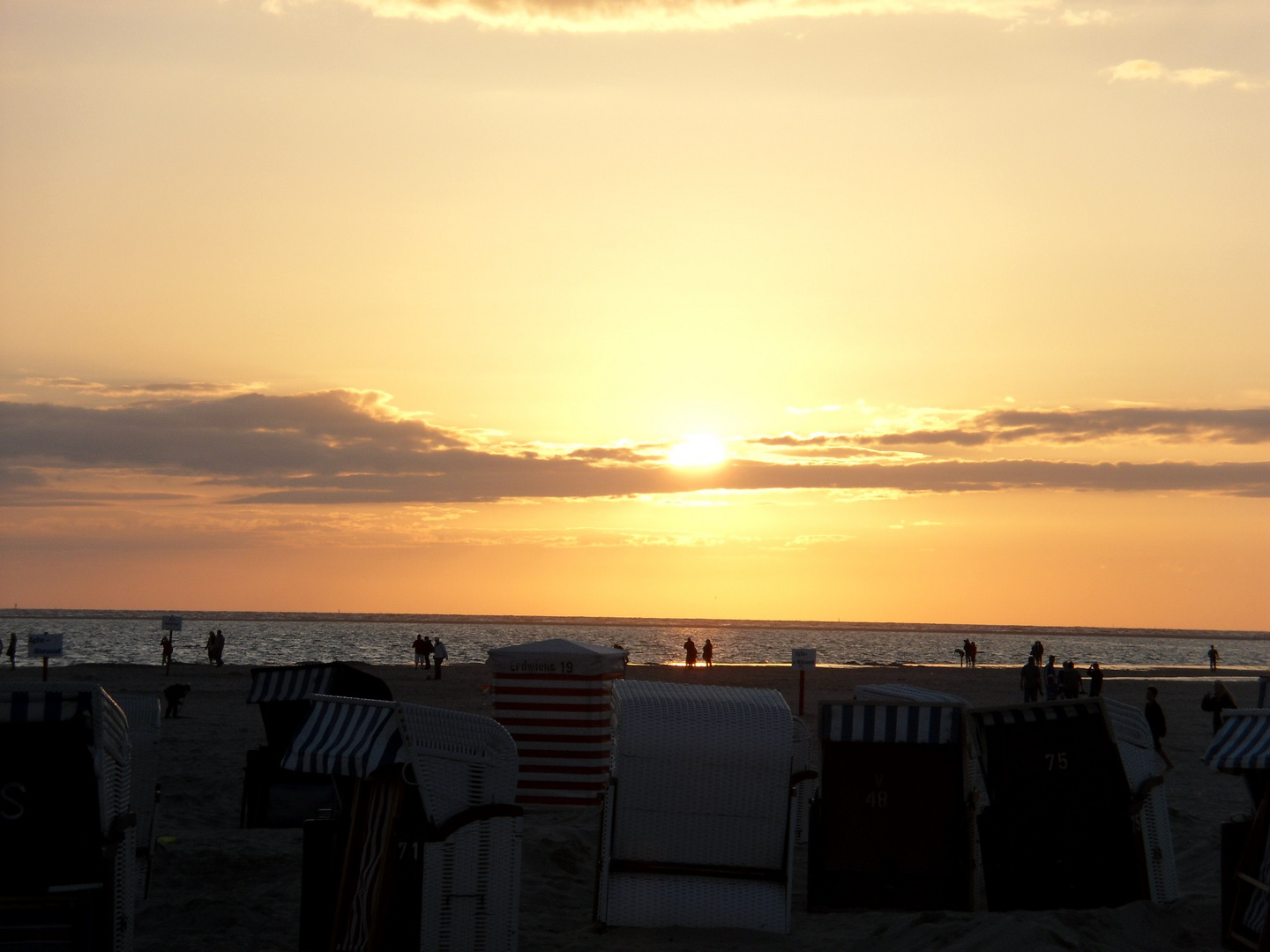 Sonnenuntergang am Strand 1