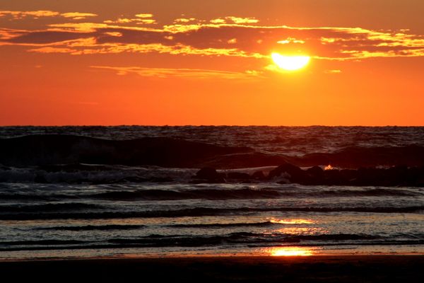 *Sonnenuntergang am Strand*