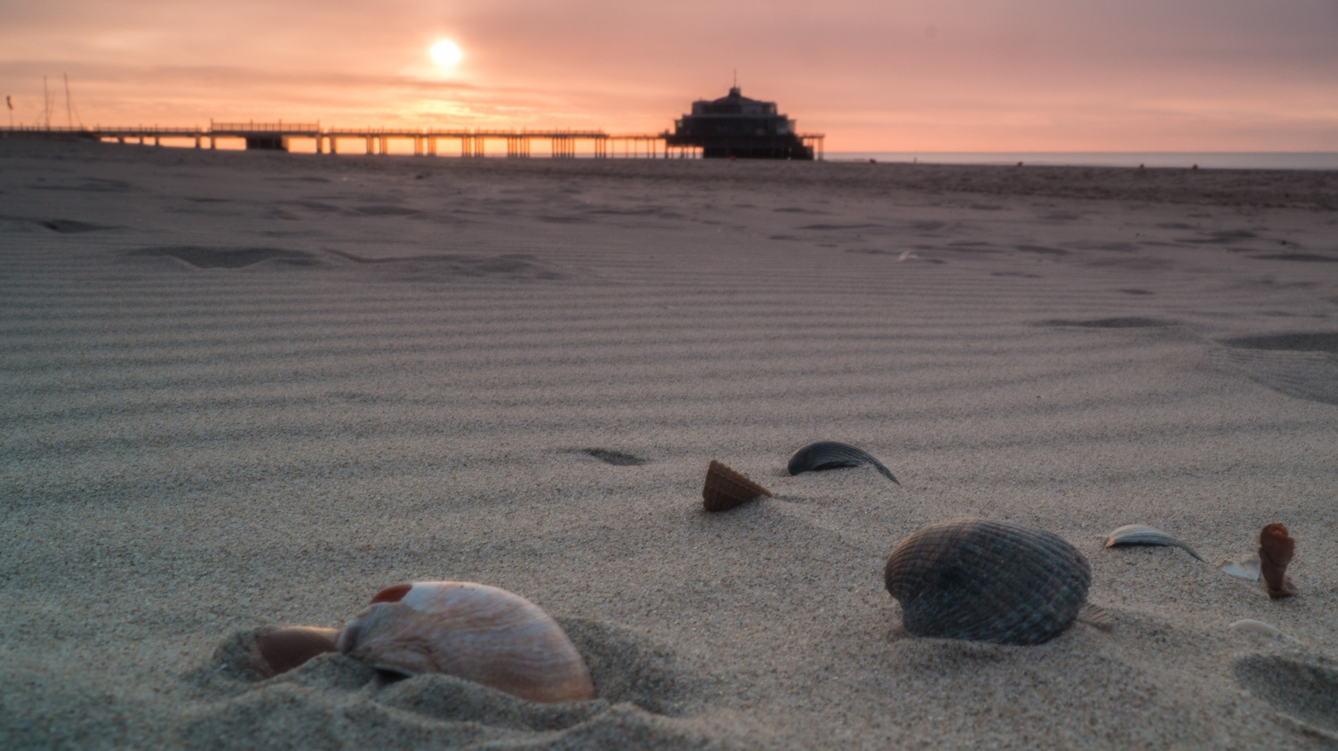 Sonnenuntergang am Strand